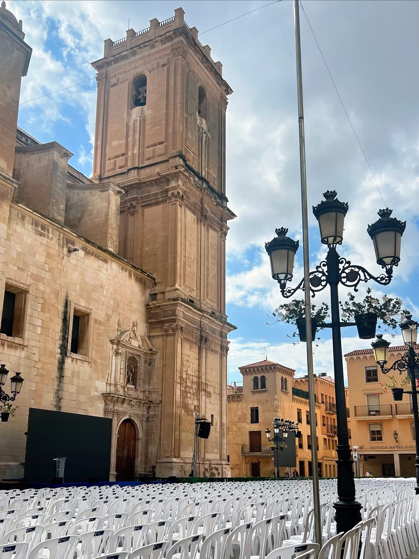Plaza de la eucaristia en Elche
