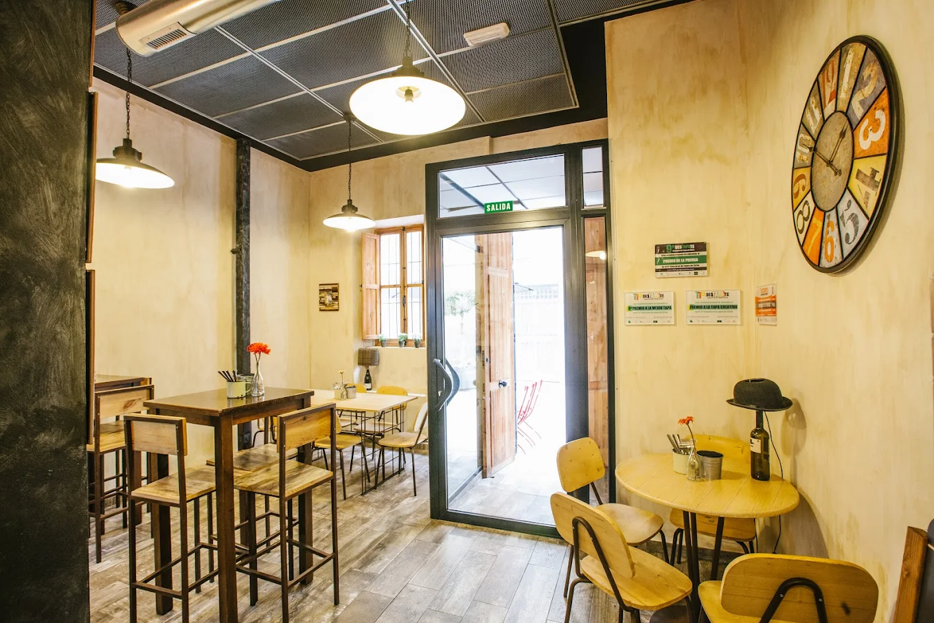 La Latería Café