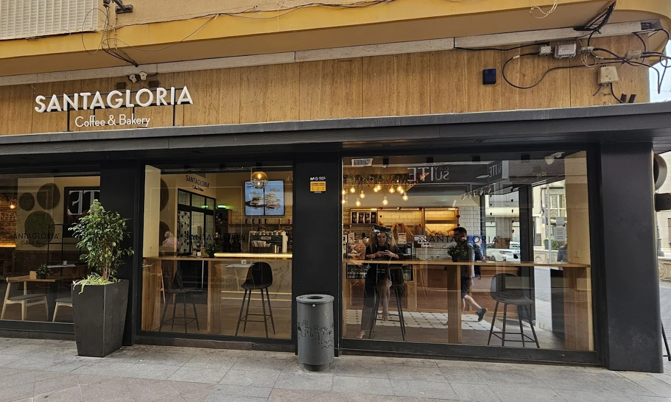 Santa Gloria Coffee & Bakery